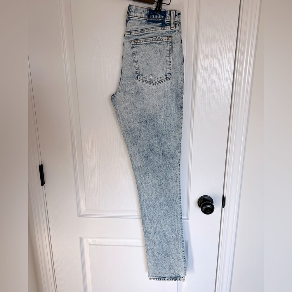 Abercrombie & Fitch 90’s Straight Ultra High Rise 28 Long